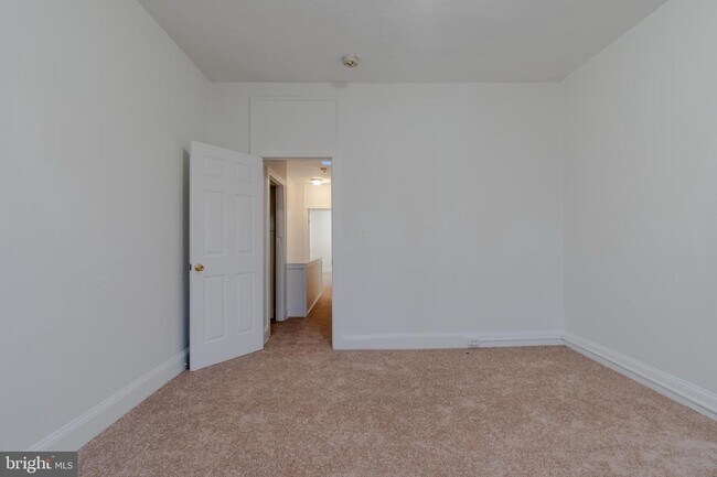 Building Photo - 712 N Collington Ave