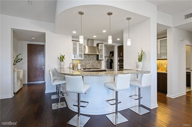 Building Photo - 2 br, 2.5 bath Condo - 21 Gramercy Unit 418