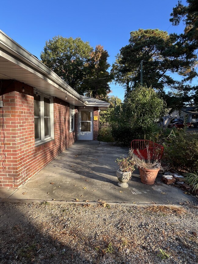 Foto del edificio - 1701 49th St