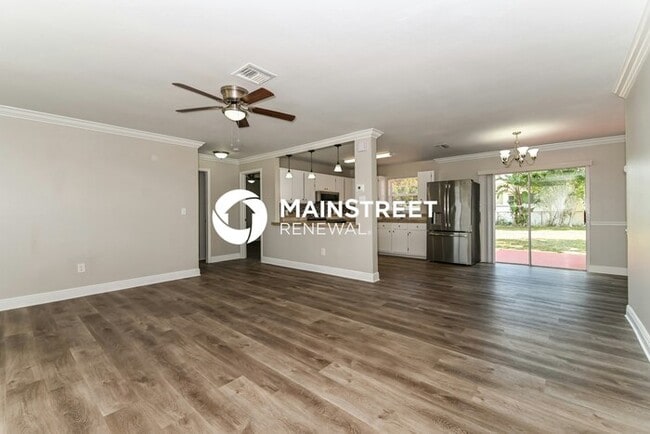 Foto del edificio - 3 Bedroom Pet-Friendly Home in CAPE CORAL,...