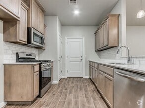 Building Photo - 12917 Willow Villas Dr