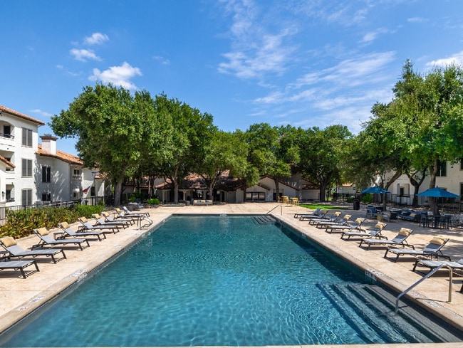 Foto del edificio - 3229 Duval Rd-2225