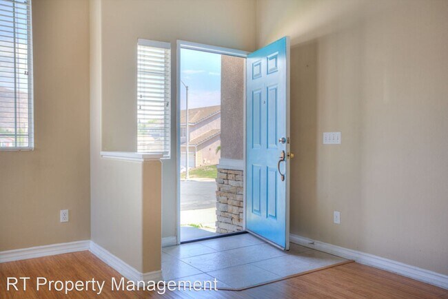 Building Photo - 4 br, 2.5 bath House - 1420 Lochabler Ct