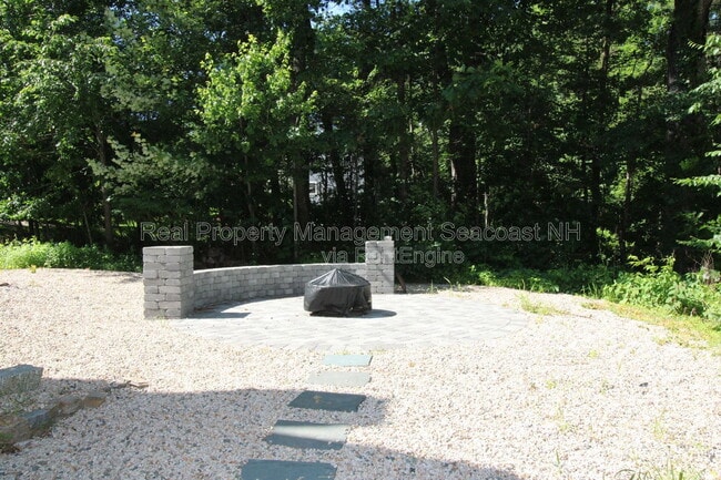 Building Photo - 21 Cutts Rd