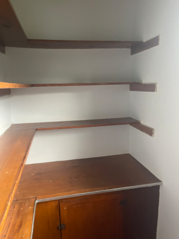 Building Photo - 165 Lawlor St