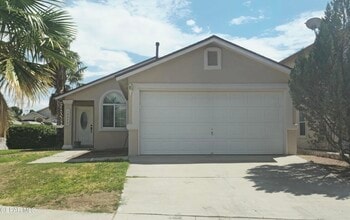 Building Photo - 12372 Tierra Canada Dr