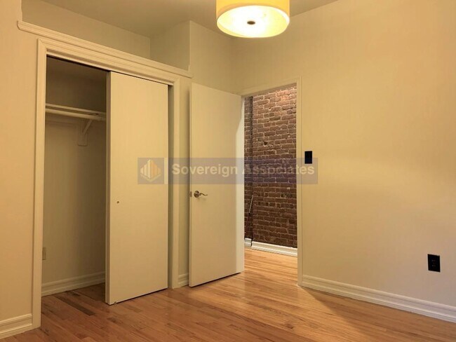 Foto del edificio - 203 West 84th Street
