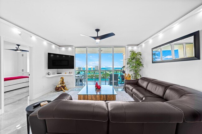 Foto del edificio - 2640 Lake Shore Dr