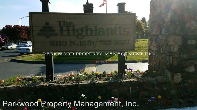 Building Photo - 2 br, 1 bath House - 6111 N. 15th St #H205