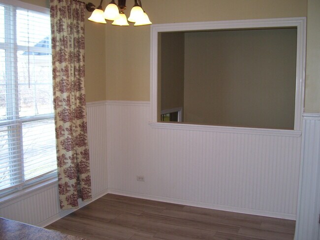 Foto del edificio - 3376 Bradbury Cir