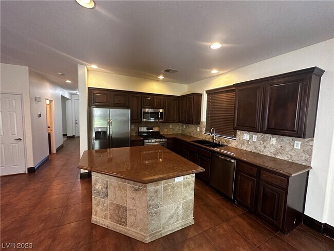 Building Photo - 10987 Santorini Dr
