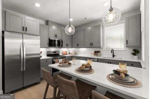 Foto del edificio - 4606 Adairview Cir