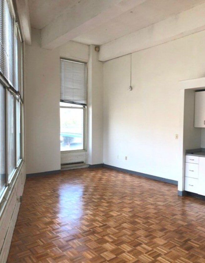 Foto principal - 62 Brookline Ave