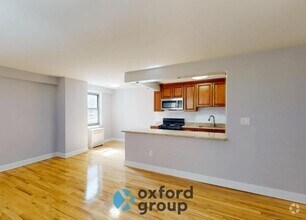 Building Photo - 45 W 97th St