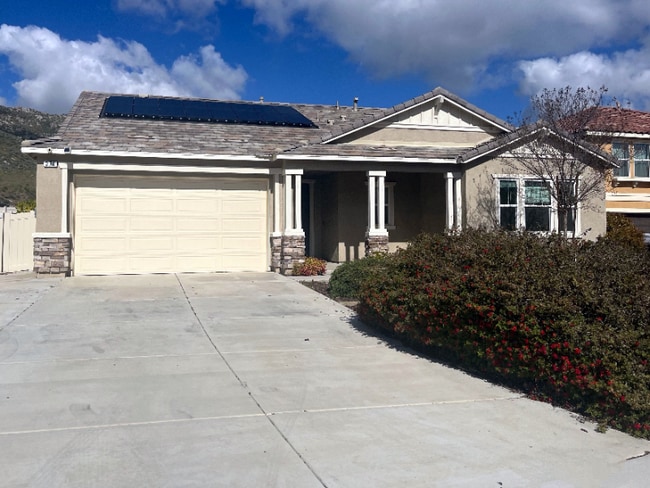 Building Photo - 376 Valencia Ct