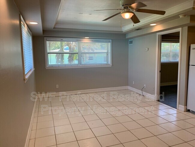 Foto del edificio - 222 FAIRWEATHER Ln