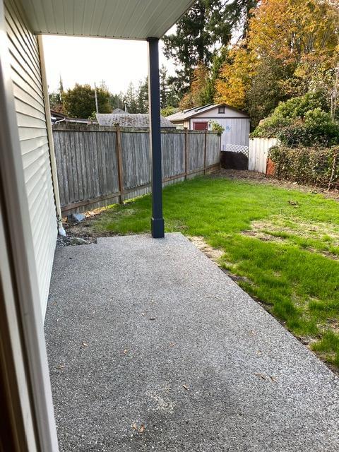 Building Photo - 512 Hazel St. #B