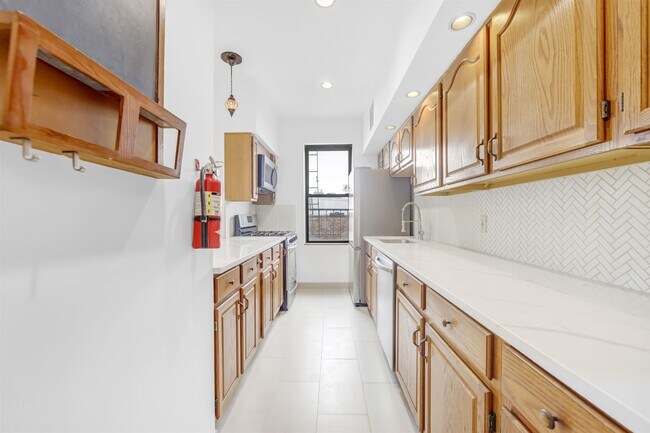 Foto del edificio - 301 79th St