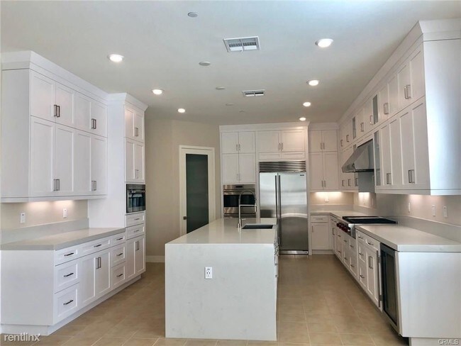 Building Photo - 4 br, 4 bath House - 54 Sagan