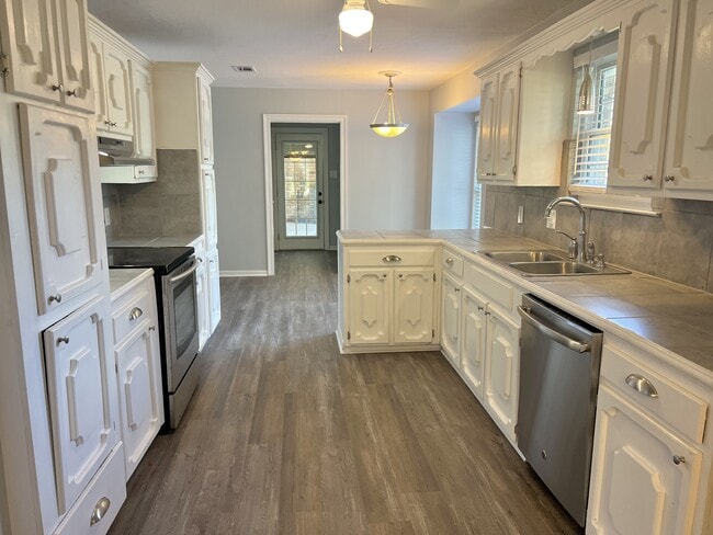 Foto del edificio - 30447 Parkview Dr