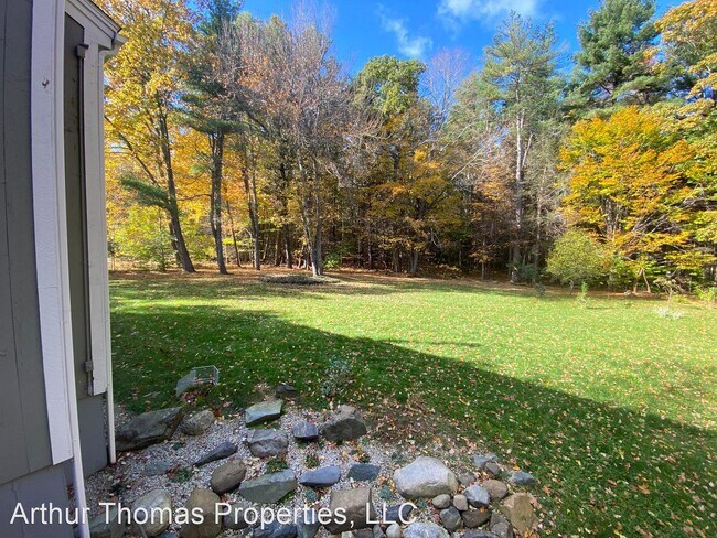 Building Photo - 3 br, 2 bath House - 32 Ridgewood Dr.