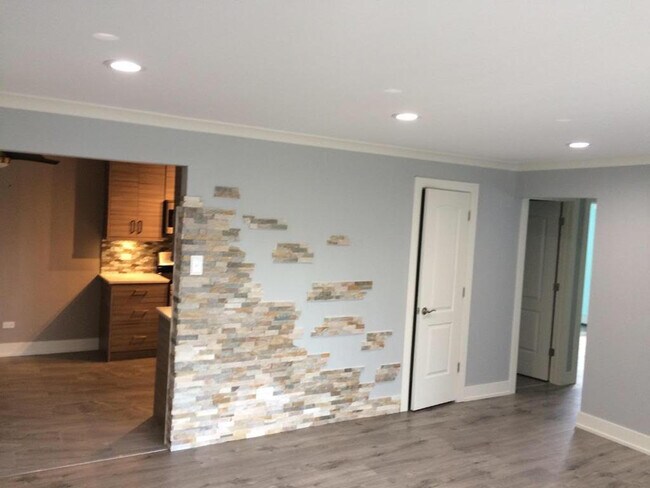 Foto del edificio - 10324 Ridgeland Ave