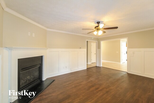 Foto del edificio - 3215 Wrenwood Ct