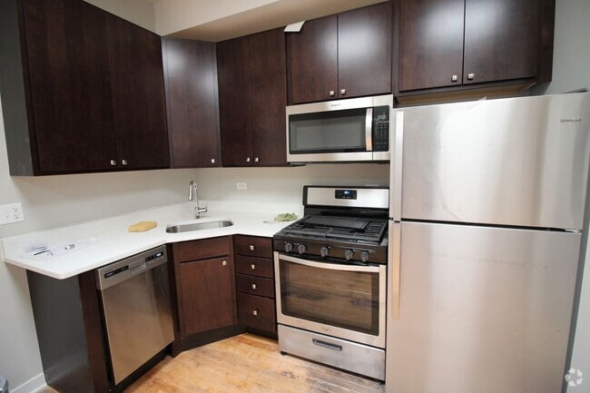 Building Photo - 4208 N Milwaukee Ave
