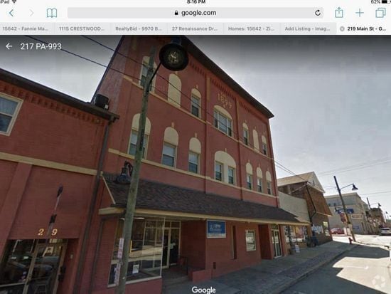 Building Photo - 219 Main St