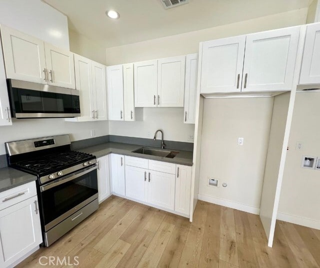 Foto del edificio - 10888 Dora St