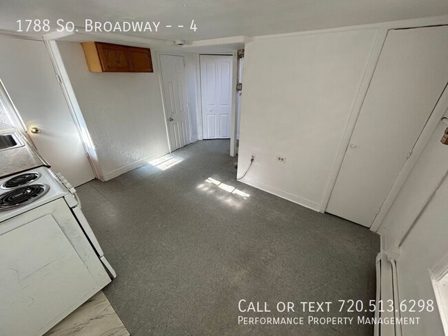 Foto del edificio - Perfect and Cozy on S Broadway Available f...