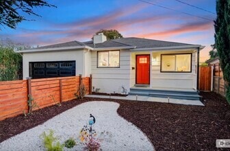 Building Photo - 1148 Camellia Dr