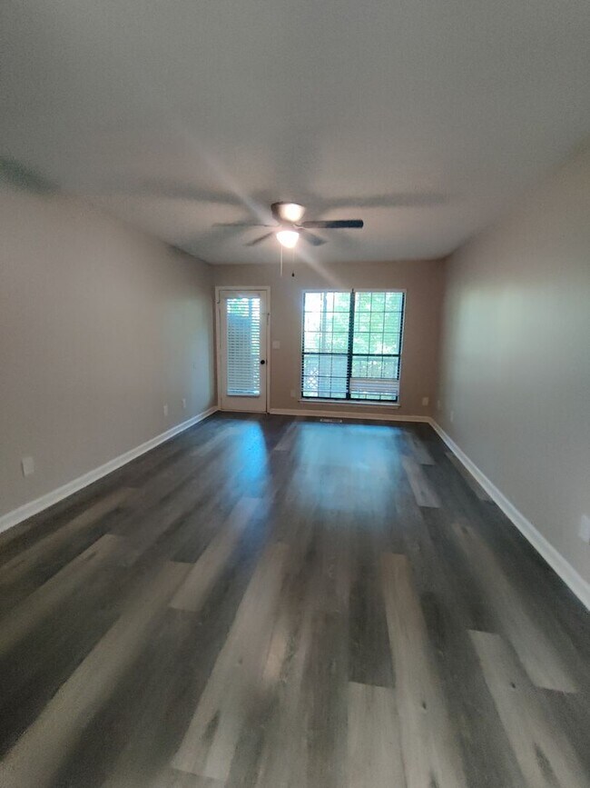 Foto del edificio - 813 Chickamauga Ave