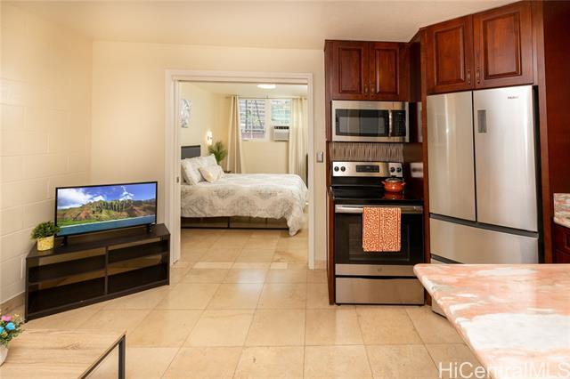 Building Photo - 1993 Ala Wai Blvd