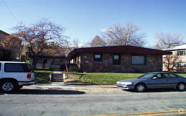 Building Photo - Correll Apartments