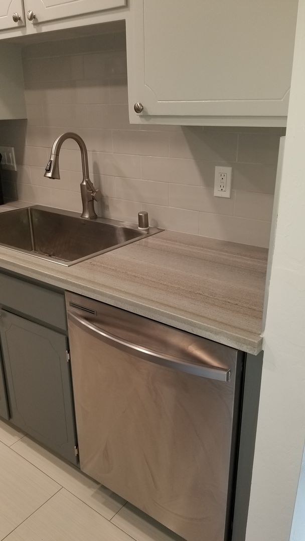 Foto del edificio - Newly Remodeled Home in East Davis