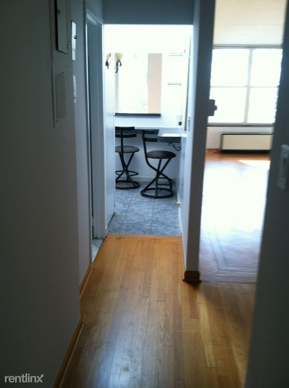 Foto del edificio - 9935 Shore Rd