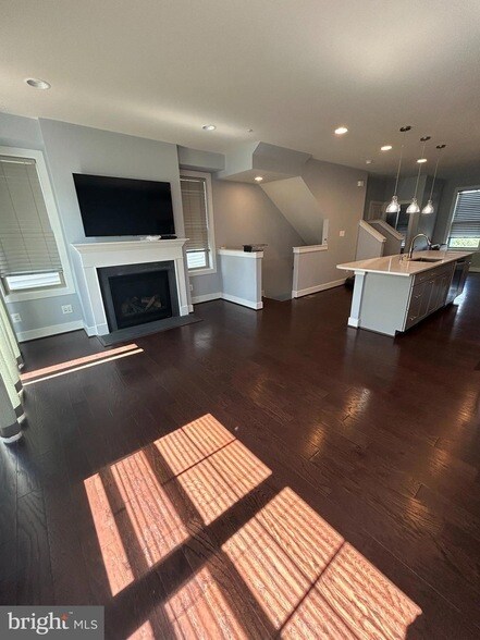 Foto del edificio - 22832 Cabin Branch Ave