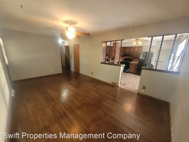 Building Photo - 3 br, 1.5 bath House - 3207 E 41st Street