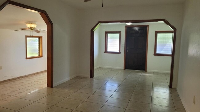 Foto del edificio - 528 NW 44th Ave