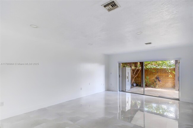 Foto del edificio - 12909 SW 61st Terrace