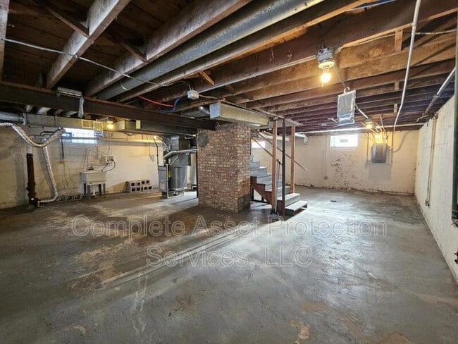 Building Photo - 7125 Catherine St