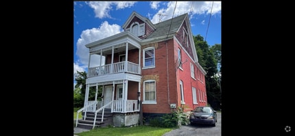 Building Photo - 153 Hudson St