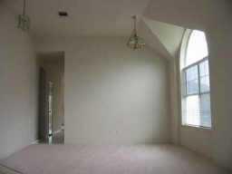 Foto del edificio - 15437 Ozone Pl