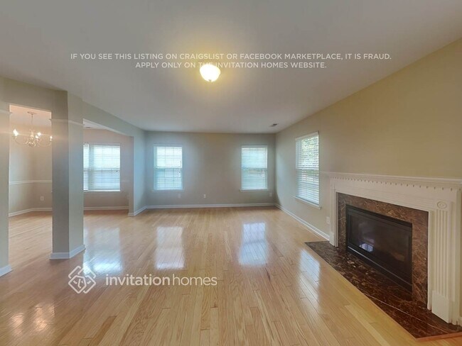 Foto del edificio - 5321 Heather Ridge Ln
