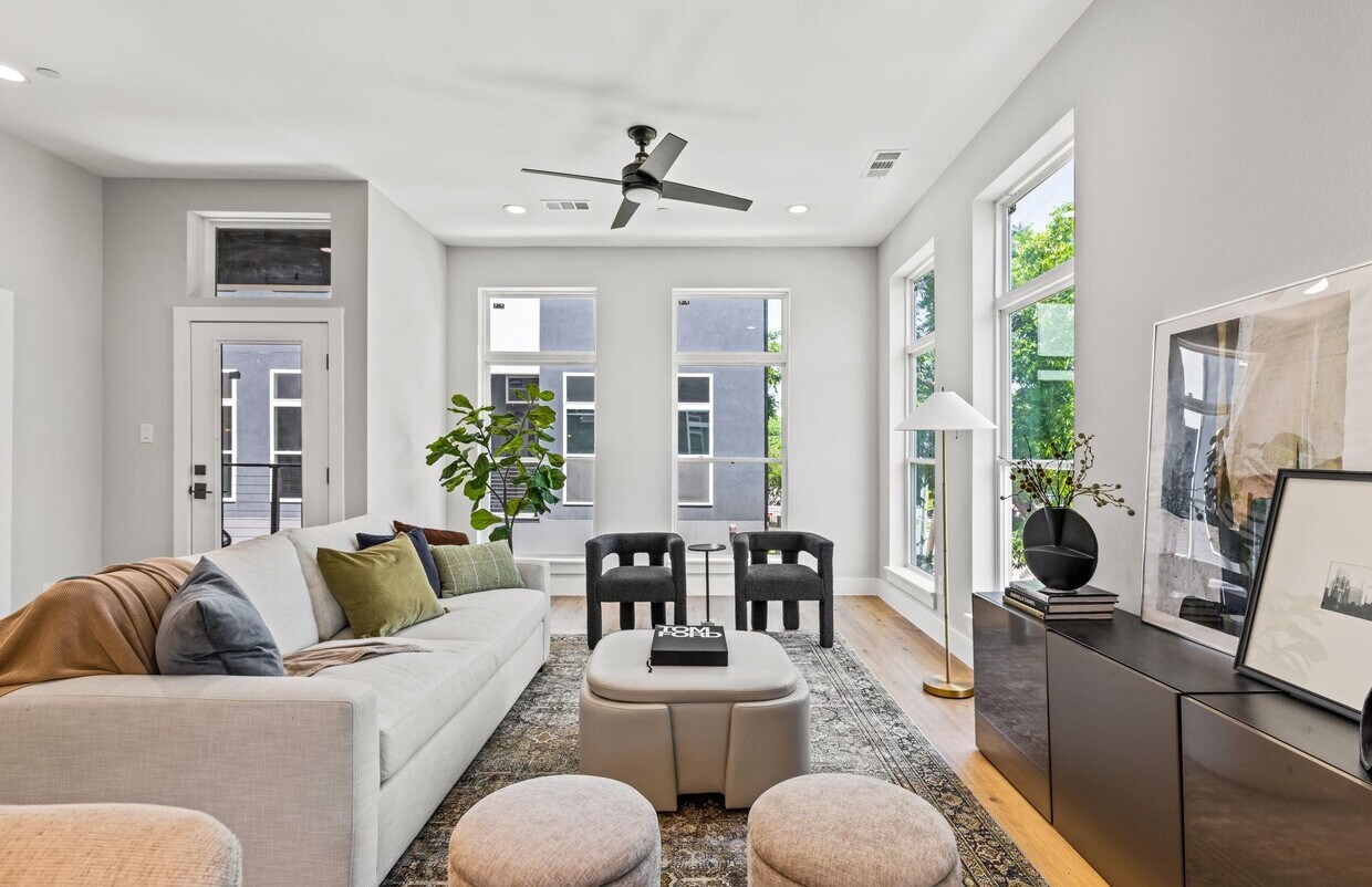 Foto principal - 4709 Virginia Ave