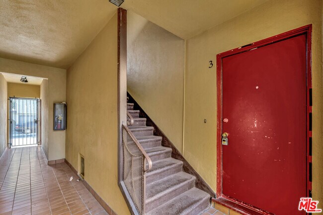 Foto del edificio - 3559 Sawtelle Blvd