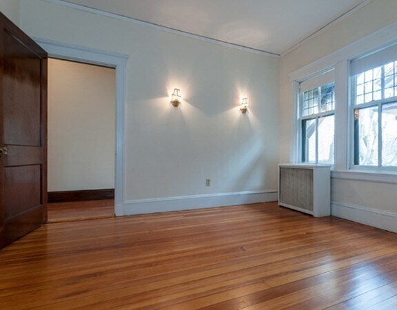 Building Photo - 19 Agassiz St