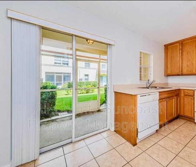 Foto del edificio - 3872 Mariner Dr