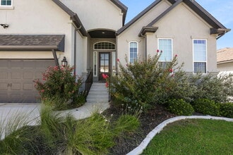 Building Photo - 921 Trevi Fontana Dr.